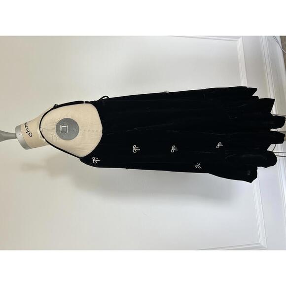 Maeve - Chic Black Velvet Ruffle Dress with Embellishments, size XL - Picture 7 of 11